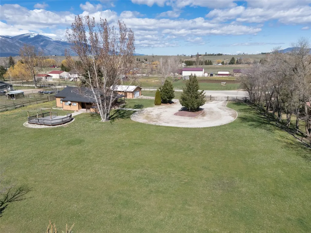 627 Folly Lane Stevensville MT 59870