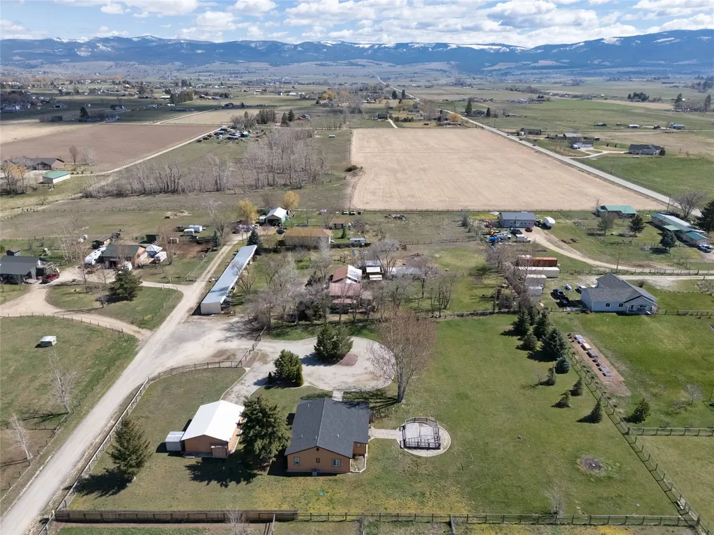 627 Folly Lane Stevensville MT 59870
