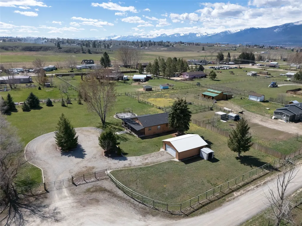 627 Folly Lane Stevensville MT 59870