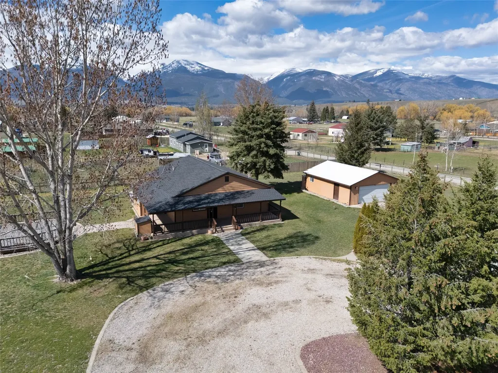 627 Folly Lane Stevensville MT 59870