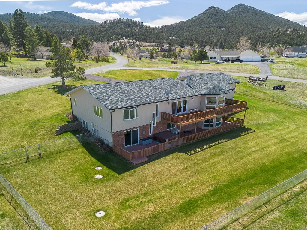 6 Saddle Mountain Drive Clancy MT 59634