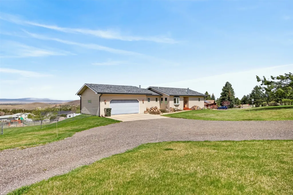 6 Saddle Mountain Drive Clancy MT 59634