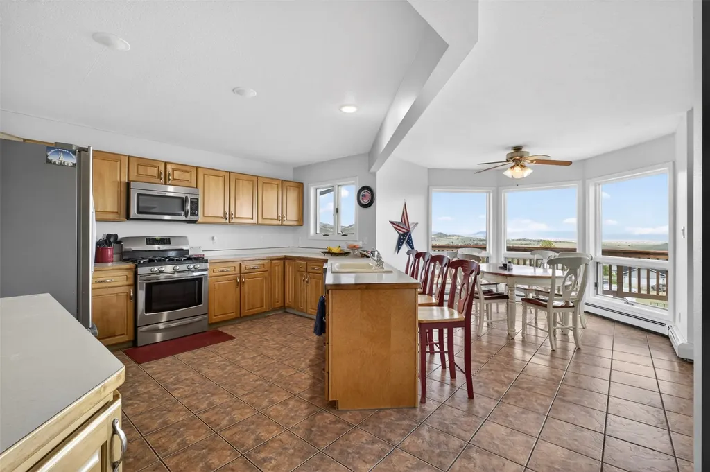6 Saddle Mountain Drive Clancy MT 59634