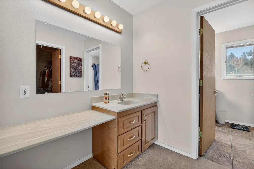 6 Saddle Mountain Drive Clancy MT 59634