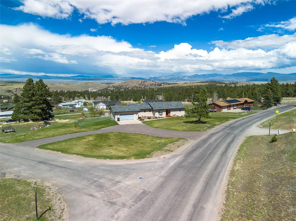 6 Saddle Mountain Drive Clancy MT 59634