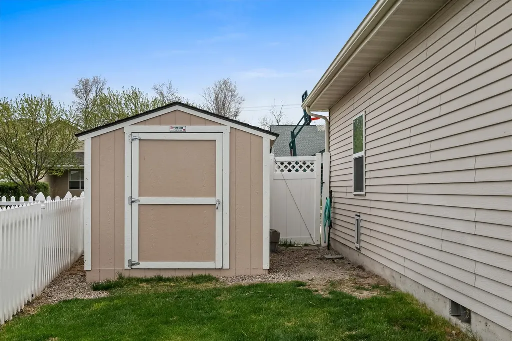 336 Springfield Drive Helena MT 59602