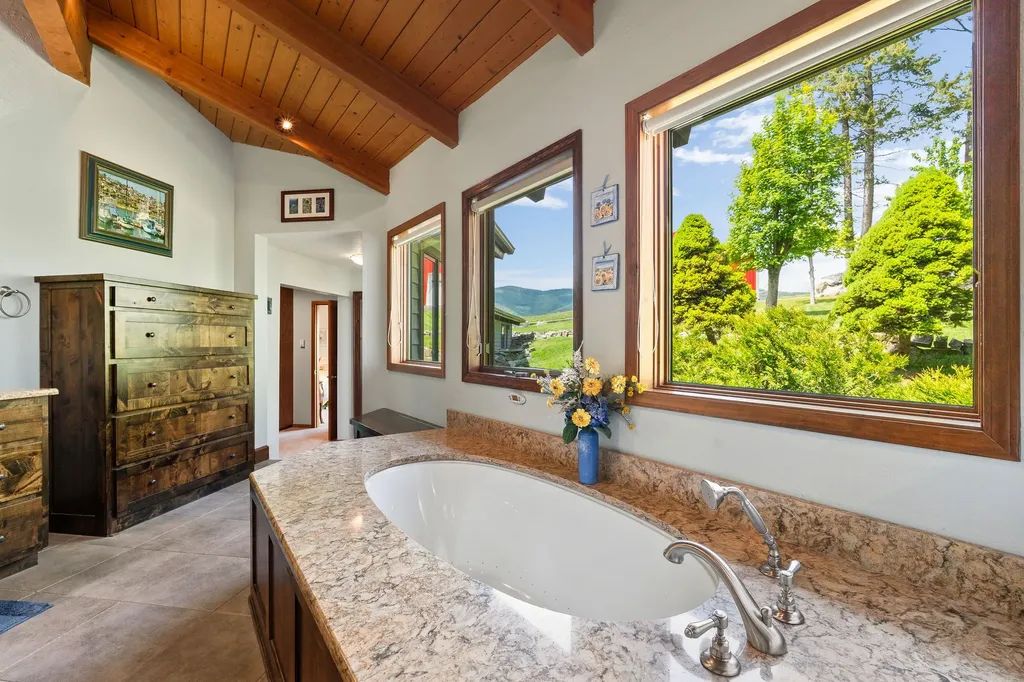 280 Westridge Drive Somers MT 59932