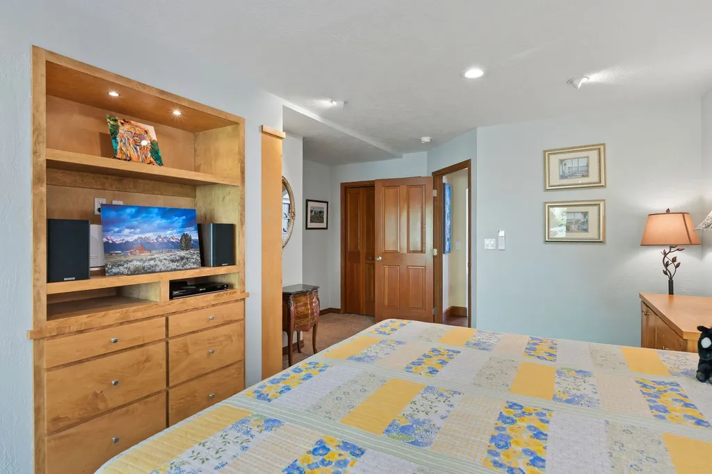 280 Westridge Drive Somers MT 59932