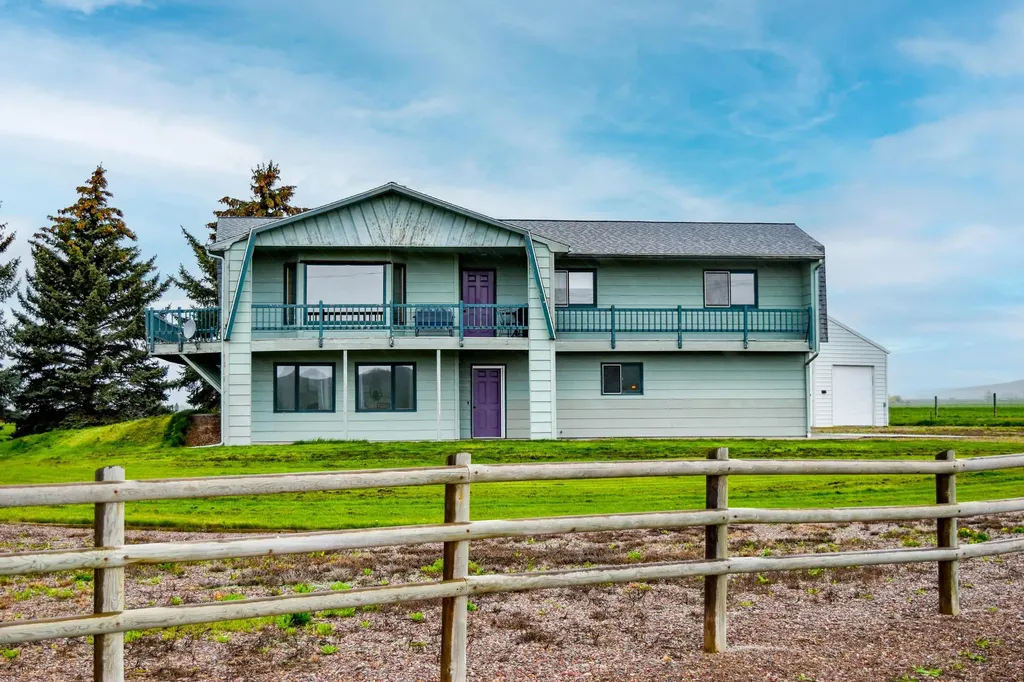 40265 Apple Road Polson MT 59860