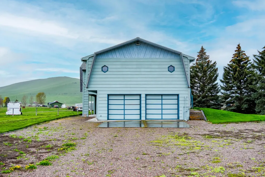 40265 Apple Road Polson MT 59860