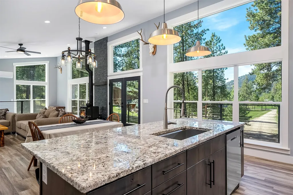 41002 Canyon View Circle Polson MT 59860