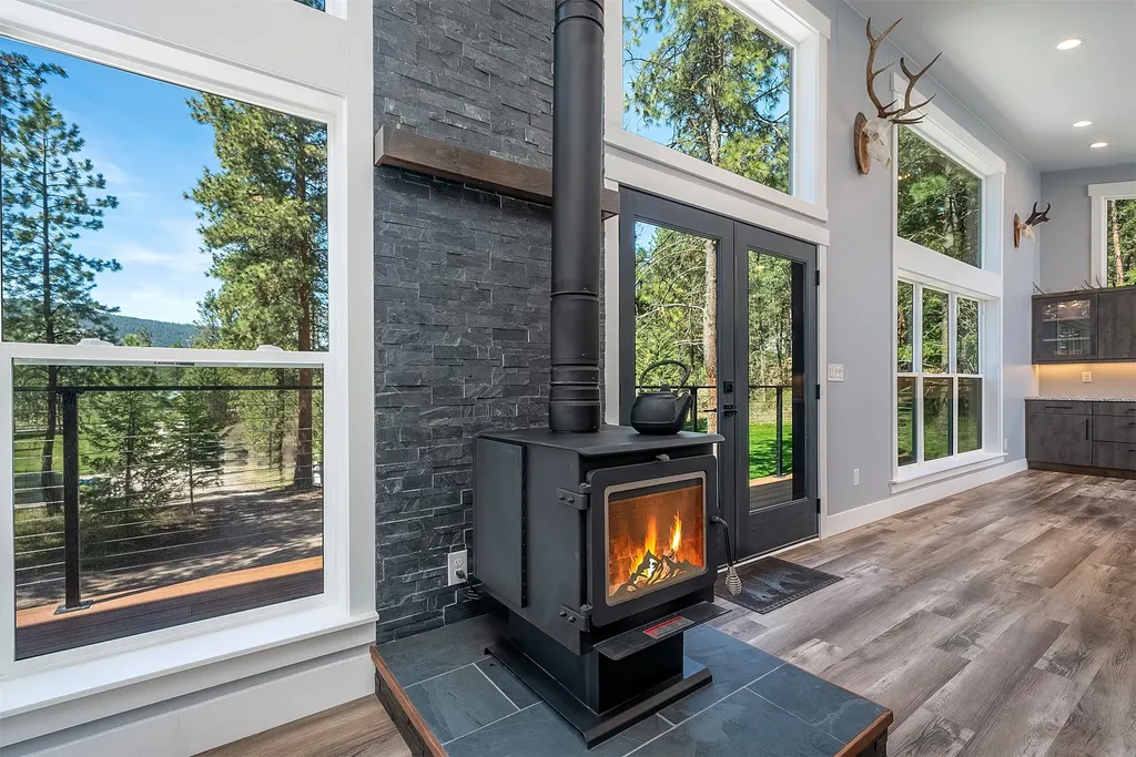 41002 Canyon View Circle Polson MT 59860