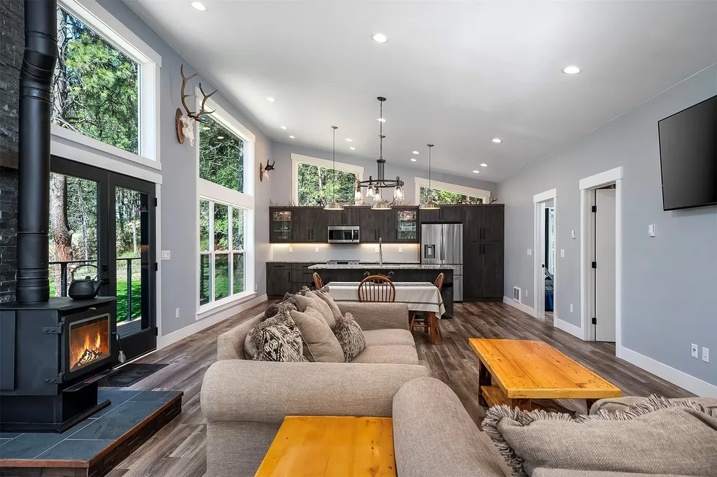41002 Canyon View Circle Polson MT 59860