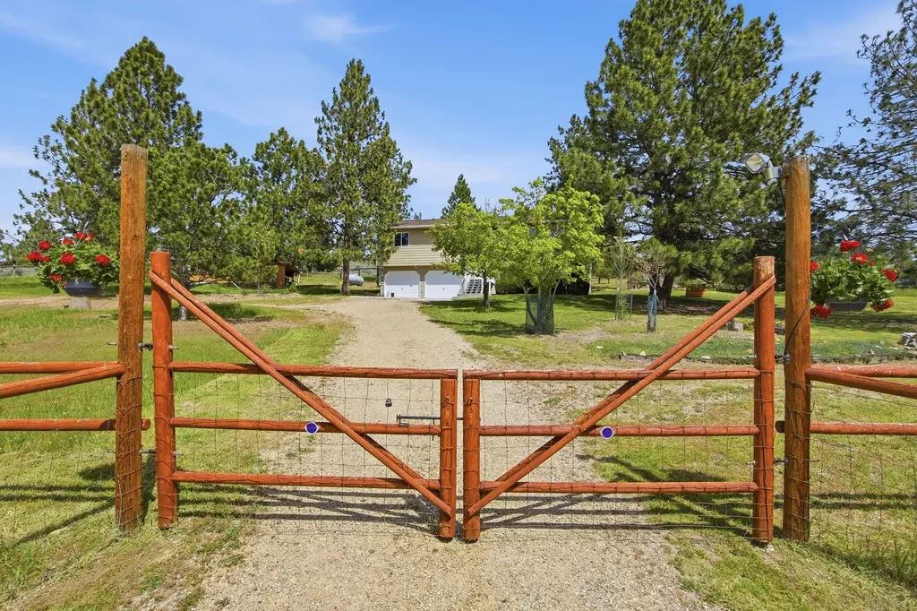 770 Hidden Valley Road S Florence MT 59833