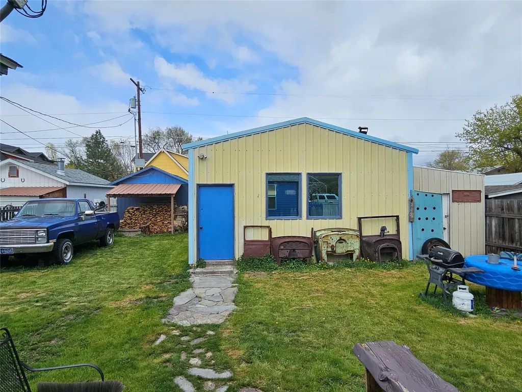 1806 S 8th Street W Missoula MT 59801