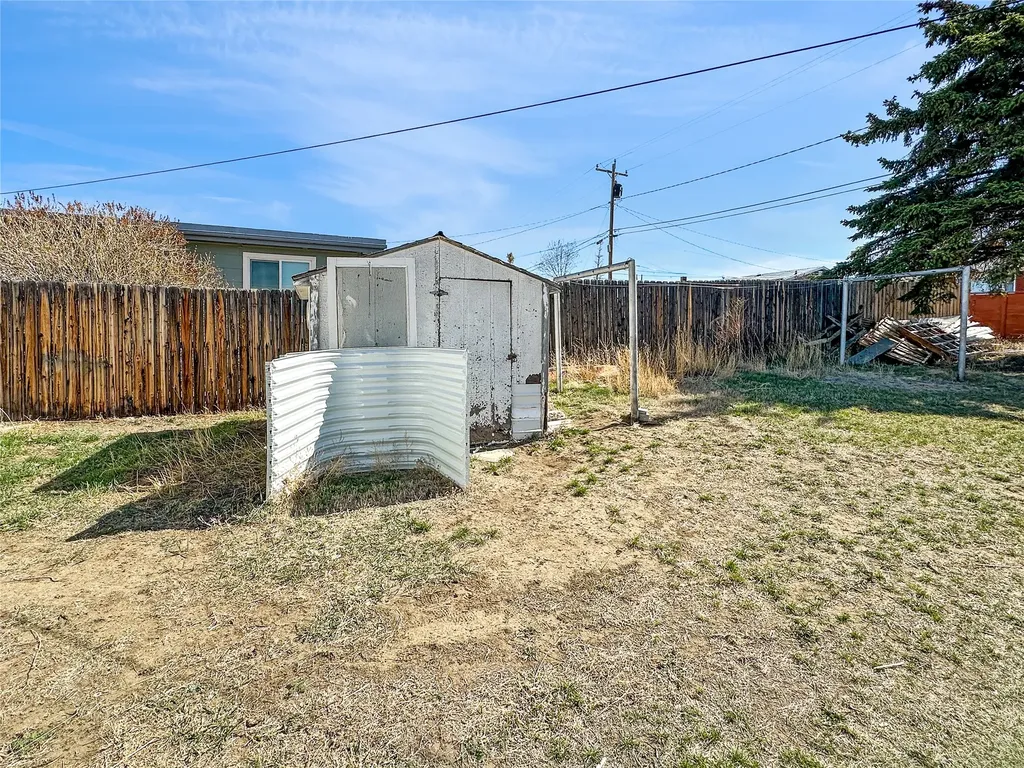 311 8th Avenue SE Cut Bank MT 59427