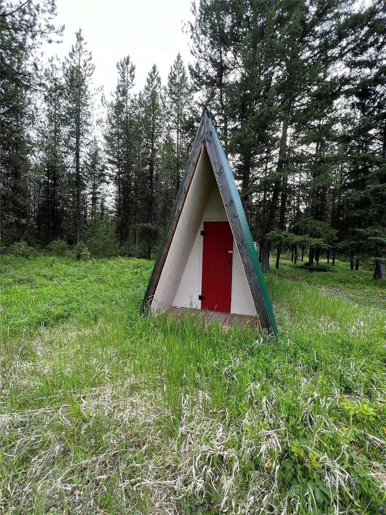 673 Soaring Eagle Trail Fortine MT 59918