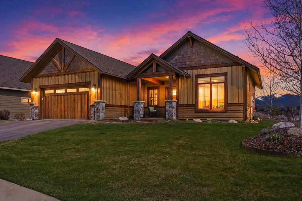 4032 Red Eagle Drive Whitefish MT 59937