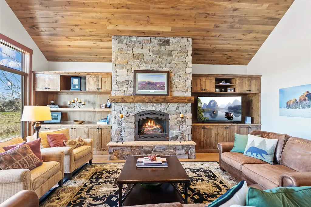 4032 Red Eagle Drive Whitefish MT 59937
