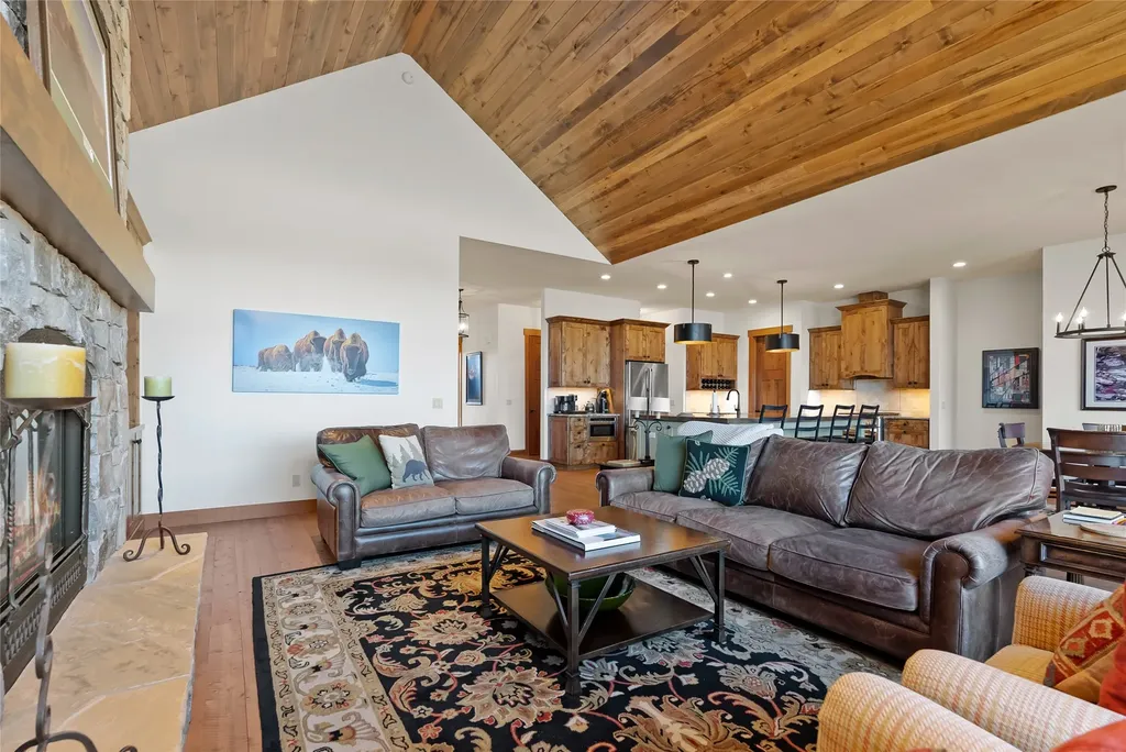 4032 Red Eagle Drive Whitefish MT 59937