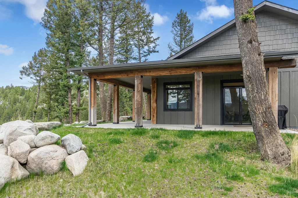 77 Rumsey Road Philipsburg MT 59858