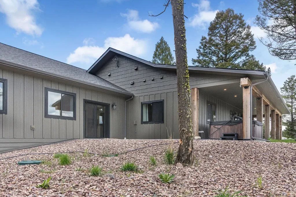 77 Rumsey Road Philipsburg MT 59858