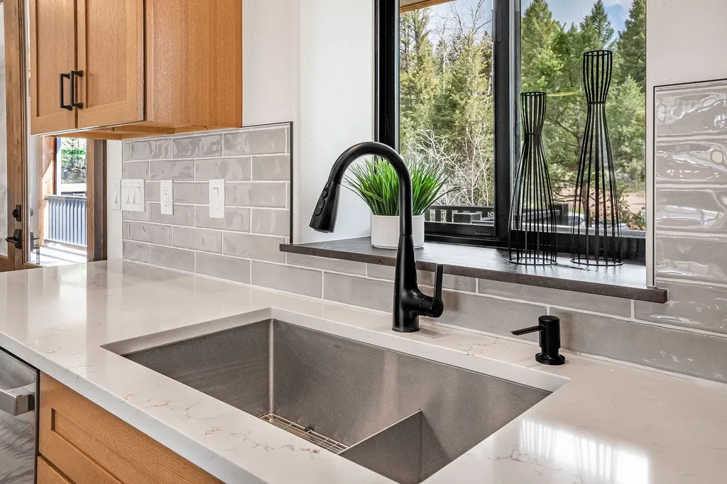 77 Rumsey Road Philipsburg MT 59858