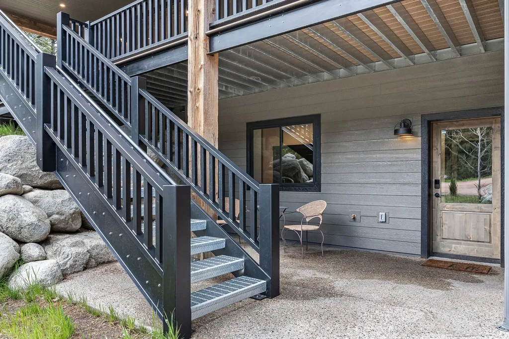 77 Rumsey Road Philipsburg MT 59858