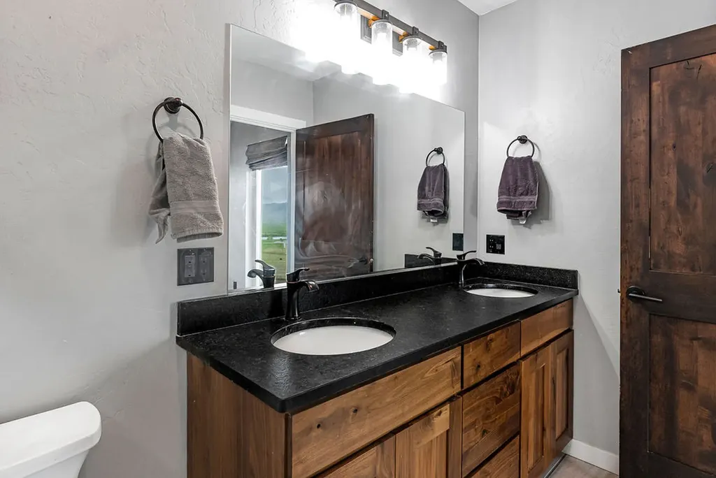 100 Stevie Lane Philipsburg MT 59858