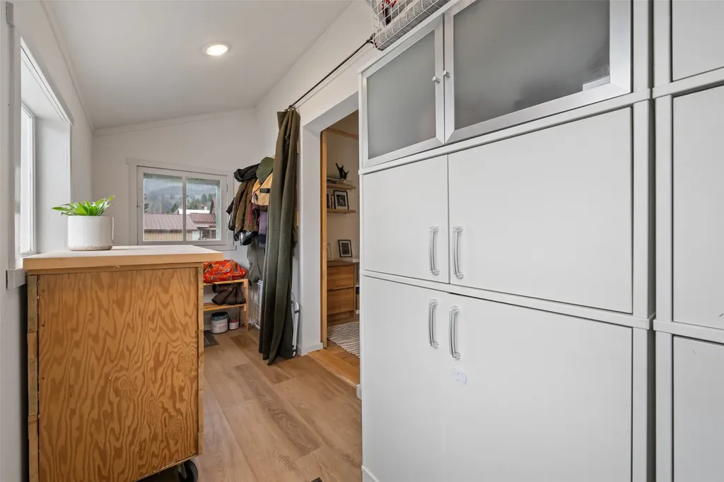 17 Quartz Avenue Basin MT 59631