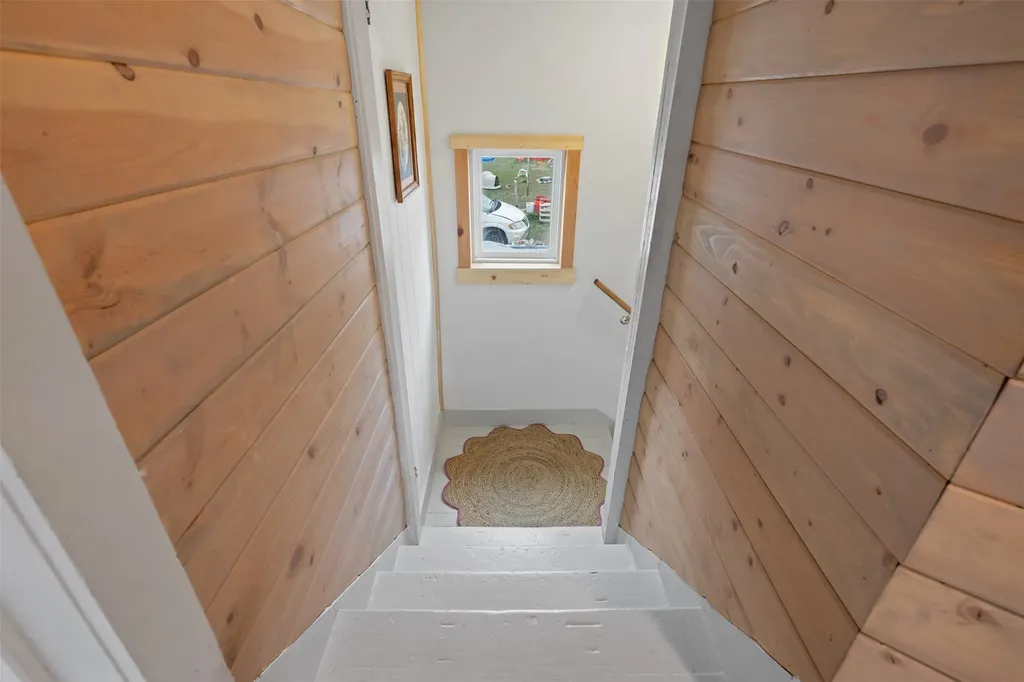 17 Quartz Avenue Basin MT 59631