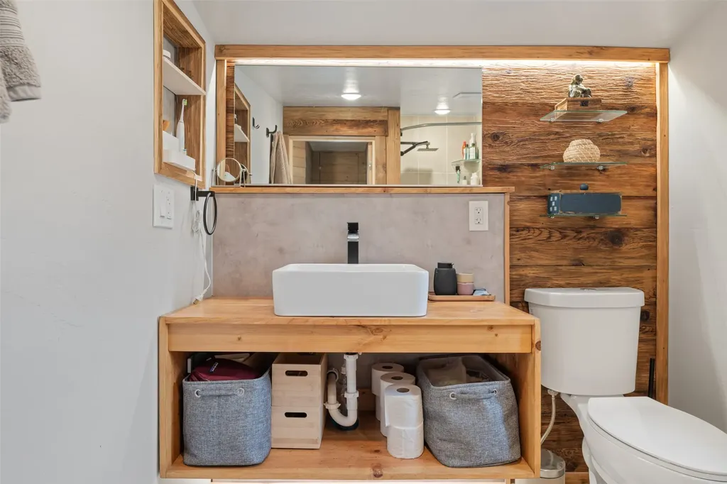 17 Quartz Avenue Basin MT 59631