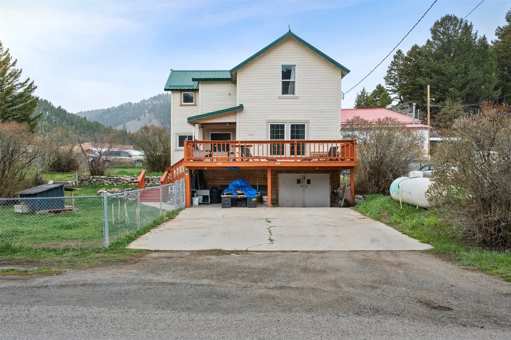 17 Quartz Avenue Basin MT 59631
