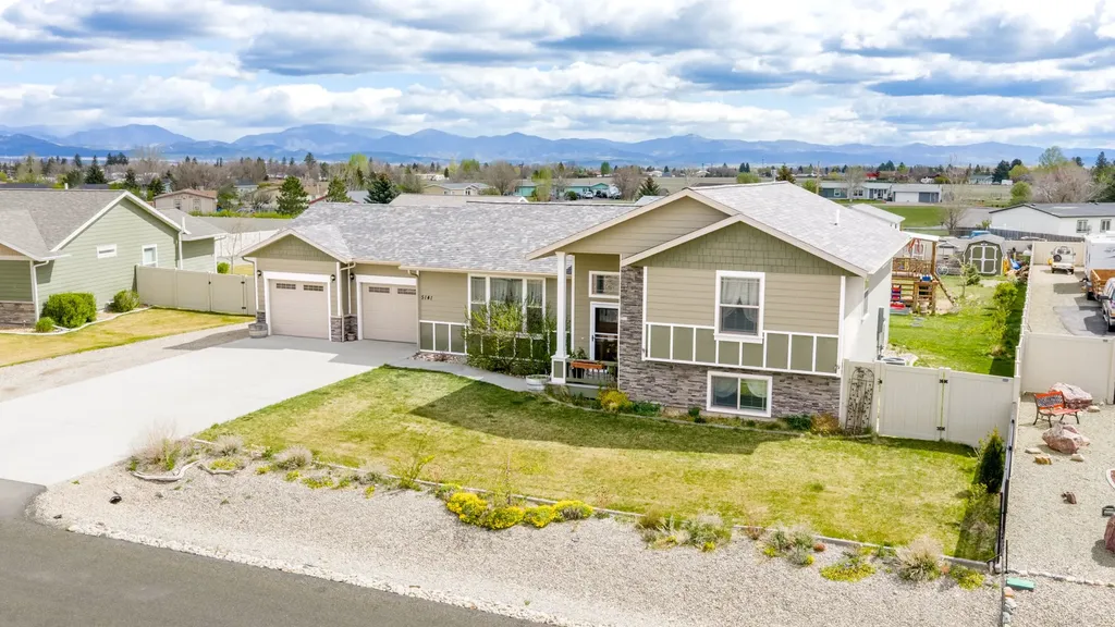 5141 Crescent Moon Drive Helena MT 59602