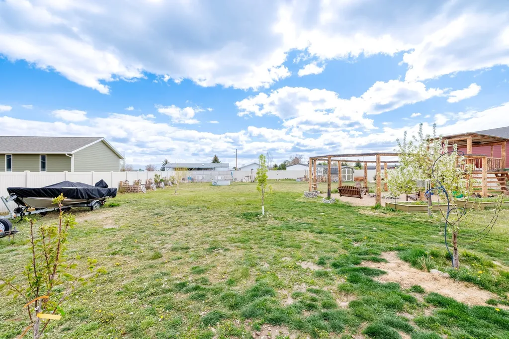 5141 Crescent Moon Drive Helena MT 59602