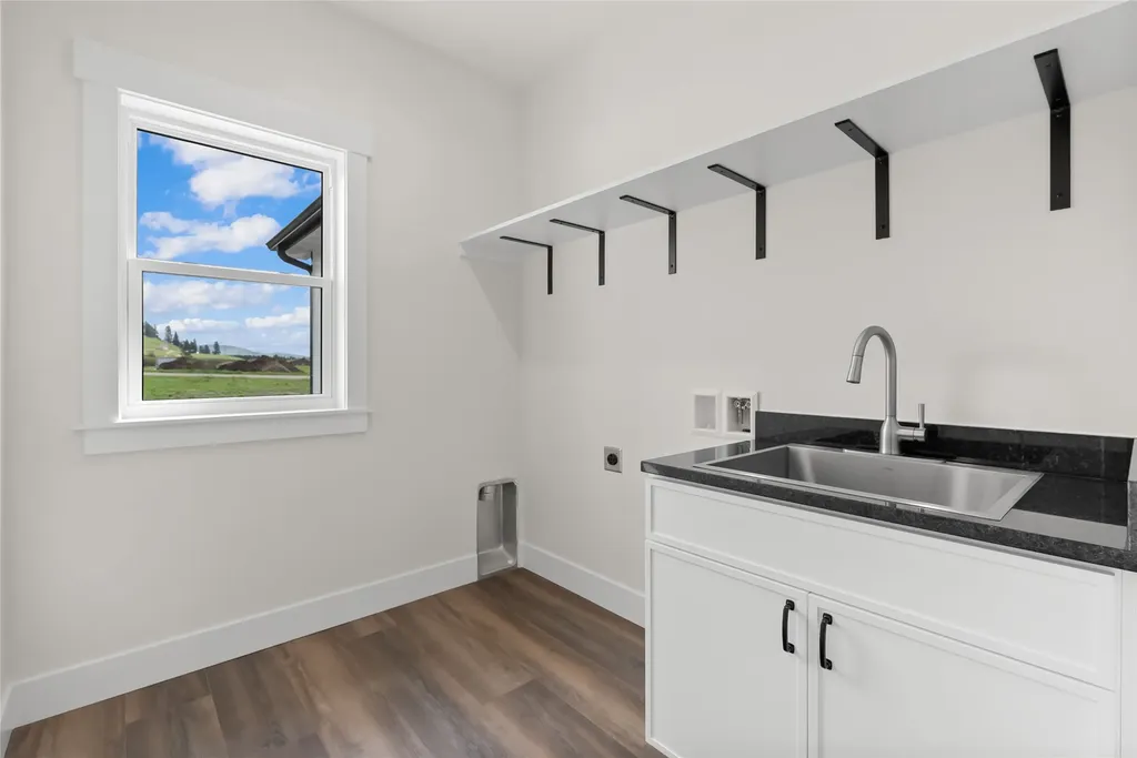 23968 Summit Point Road Huson MT 59846