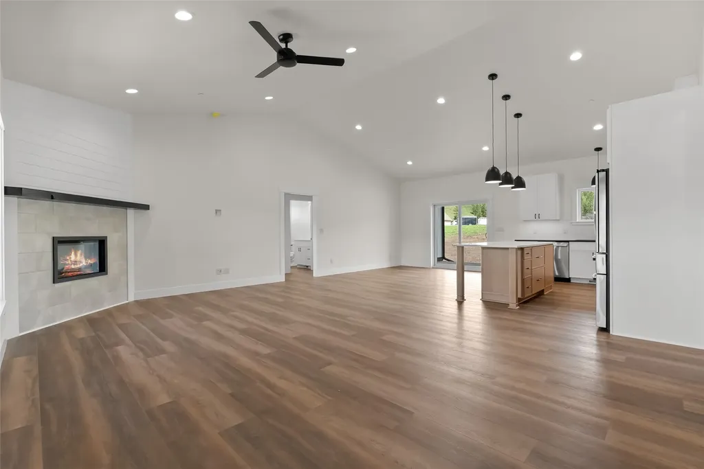 23968 Summit Point Road Huson MT 59846