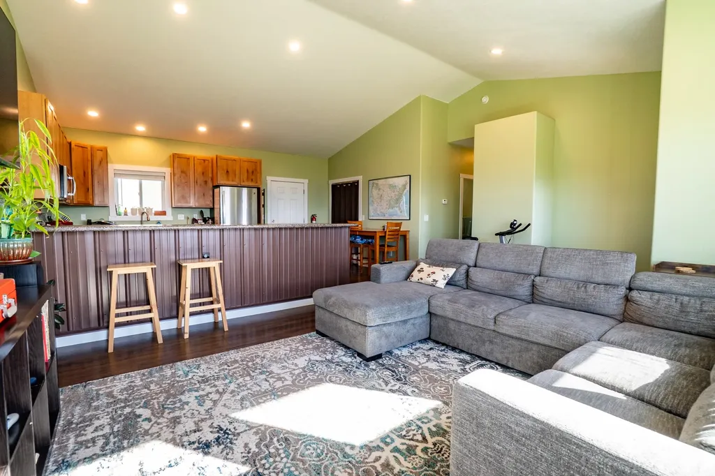 1052 Kyleighs Lane Stevensville MT 59870