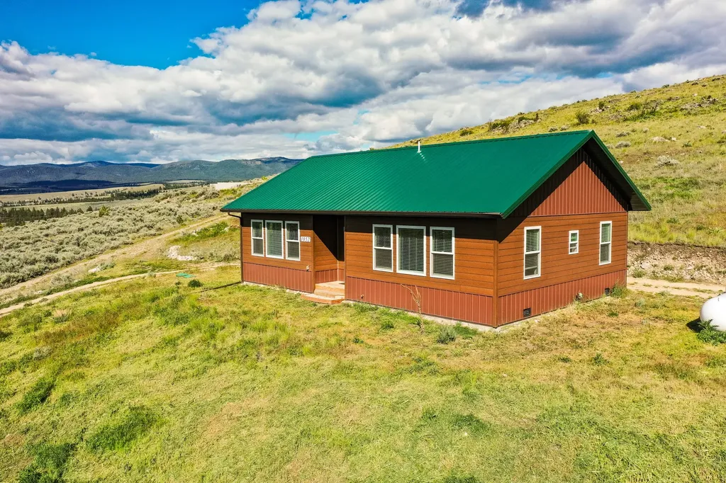 1052 Kyleighs Lane Stevensville MT 59870
