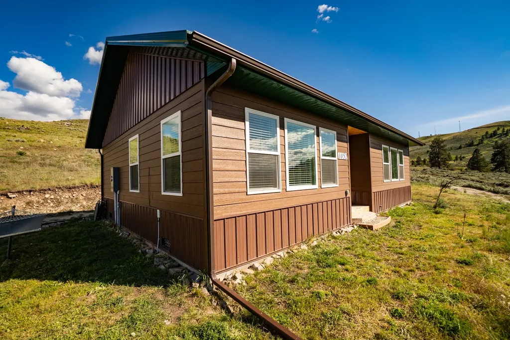 1052 Kyleighs Lane Stevensville MT 59870
