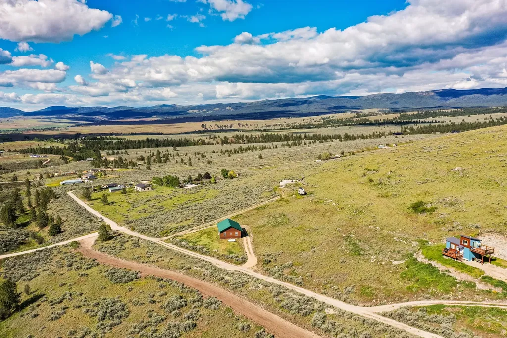 1052 Kyleighs Lane Stevensville MT 59870