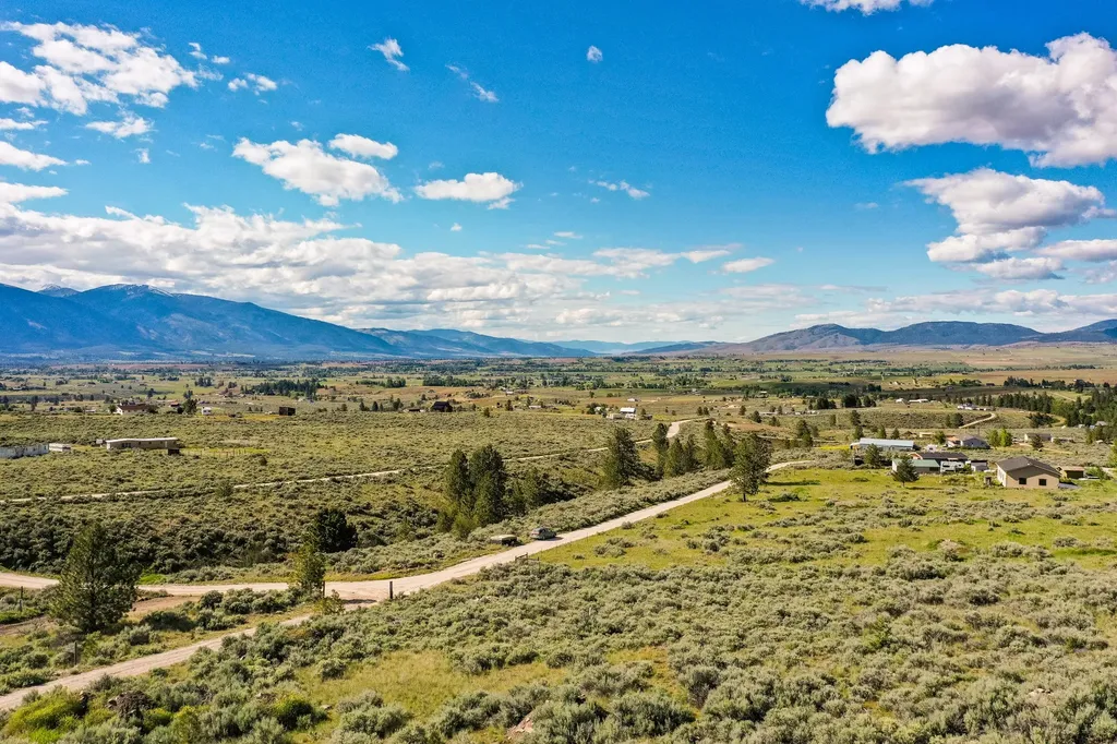 1052 Kyleighs Lane Stevensville MT 59870