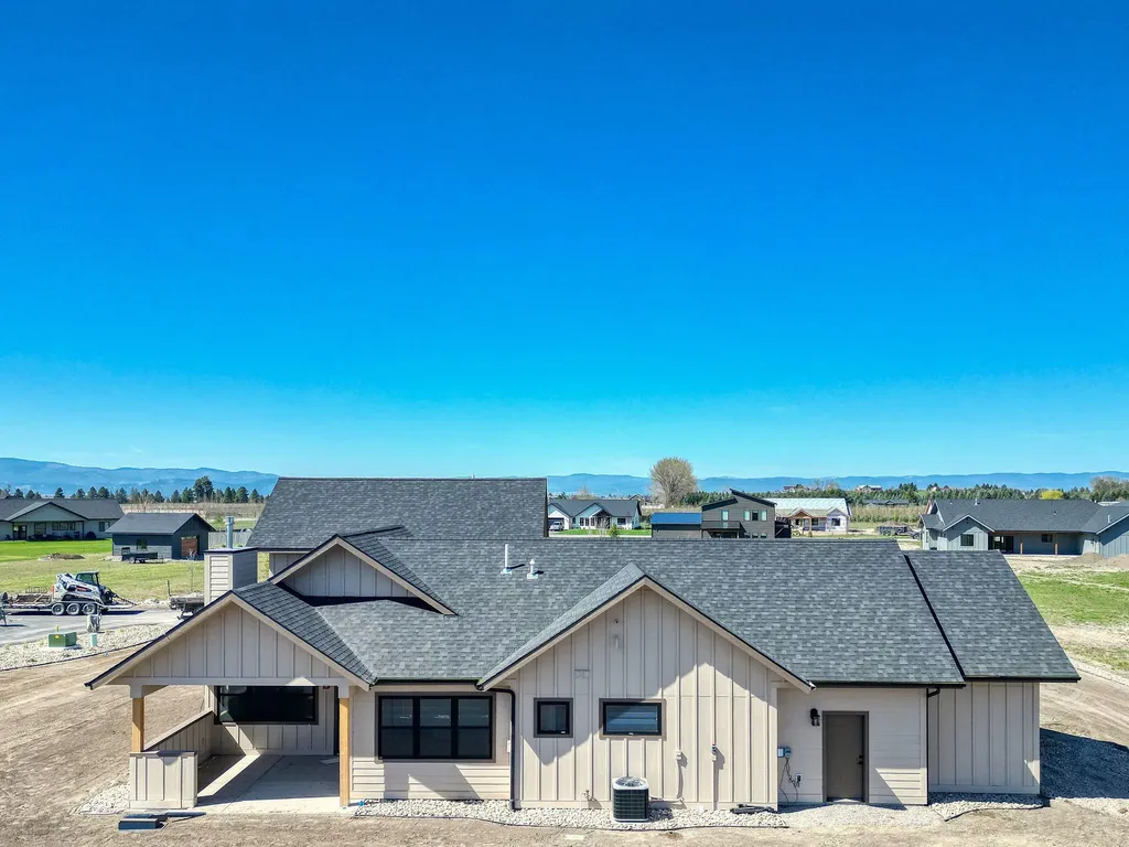 384 Jefferson Street Kalispell MT 59901