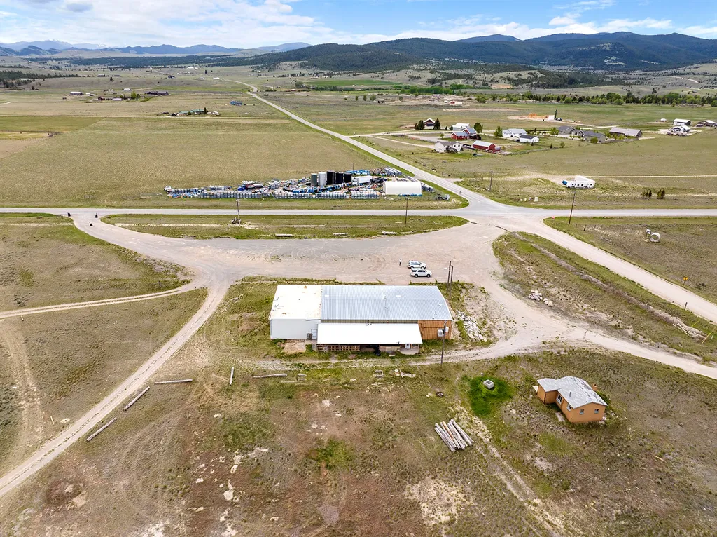 6042 Lincoln Road W Helena MT 59602