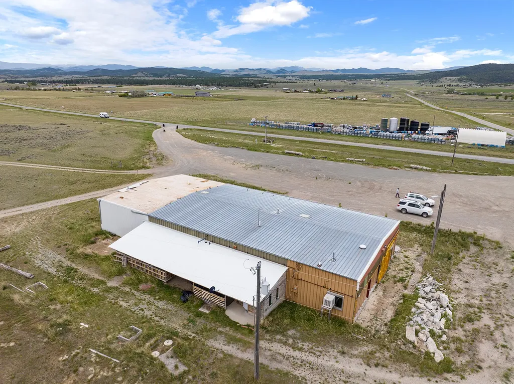 6042 Lincoln Road W Helena MT 59602