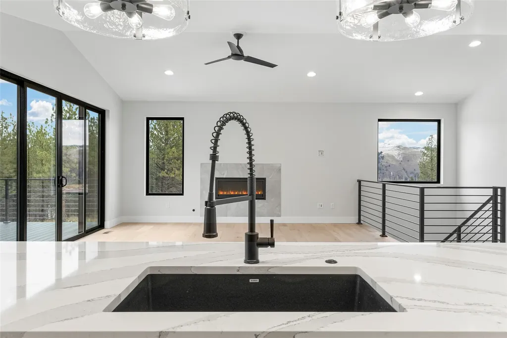 6896 Jack Pine Court Lolo MT 59847