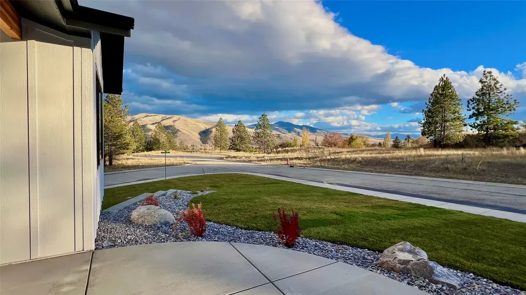 6896 Jack Pine Court Lolo MT 59847