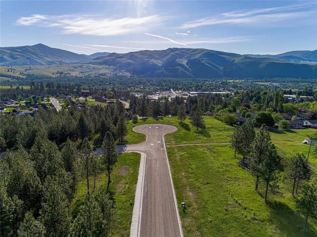 6896 Jack Pine Court Lolo MT 59847