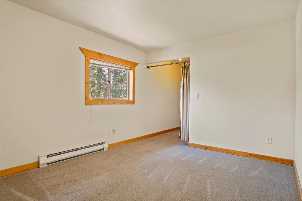 4201 Gardner Lane Florence MT 59833