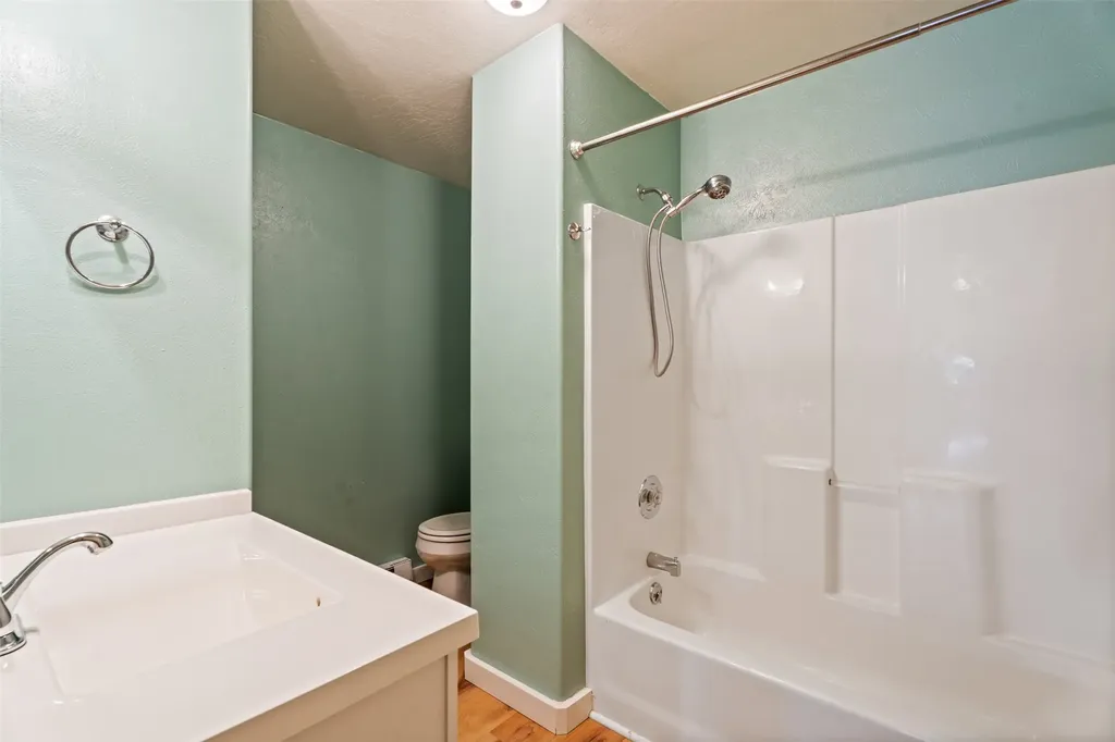 4201 Gardner Lane Florence MT 59833